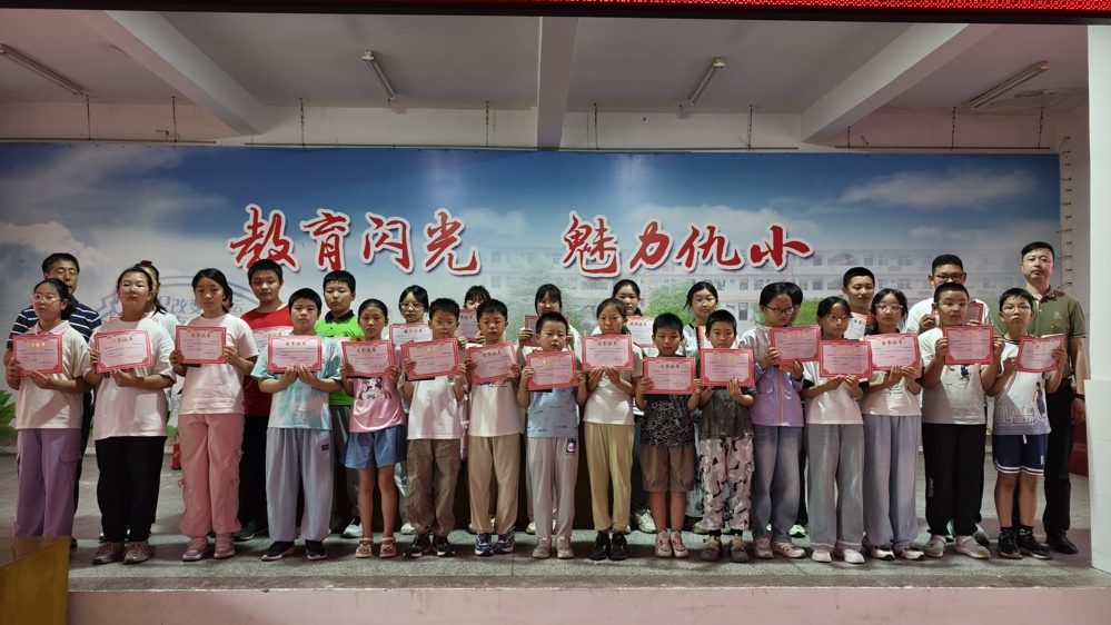 bc5f42b9744c4ee2bca85c5ec9f07506.jpg bc5f42b9744c4ee2bca85c5ec9f07506.jpg