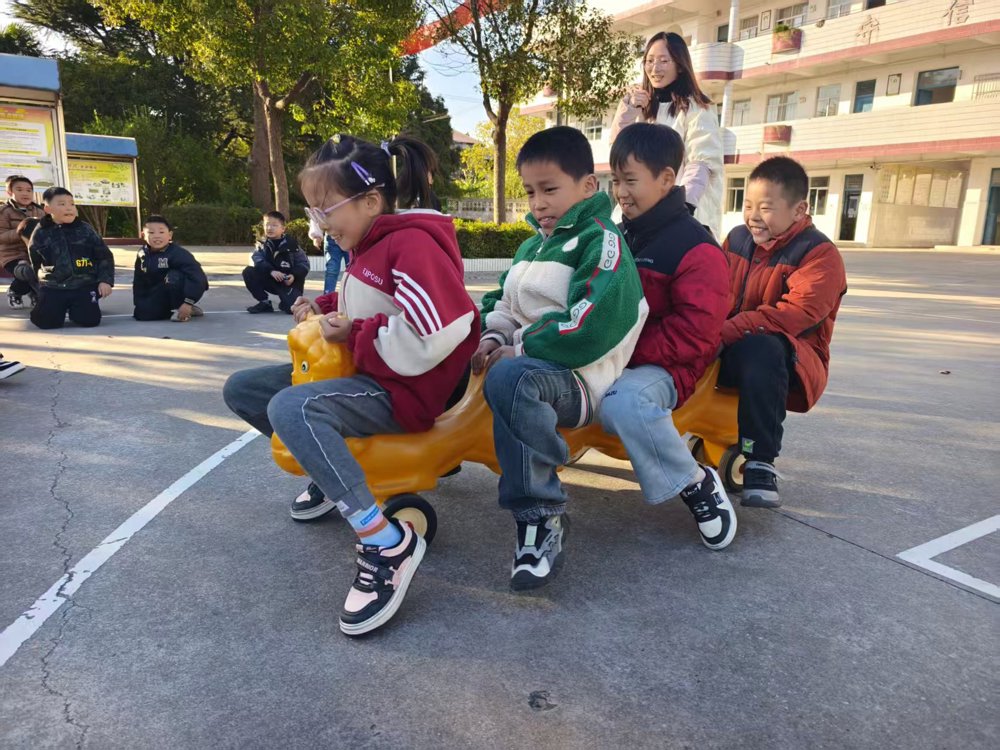 e2d17ea3b9944b0ba67de81cc3465caf.jpg e2d17ea3b9944b0ba67de81cc3465caf.jpg